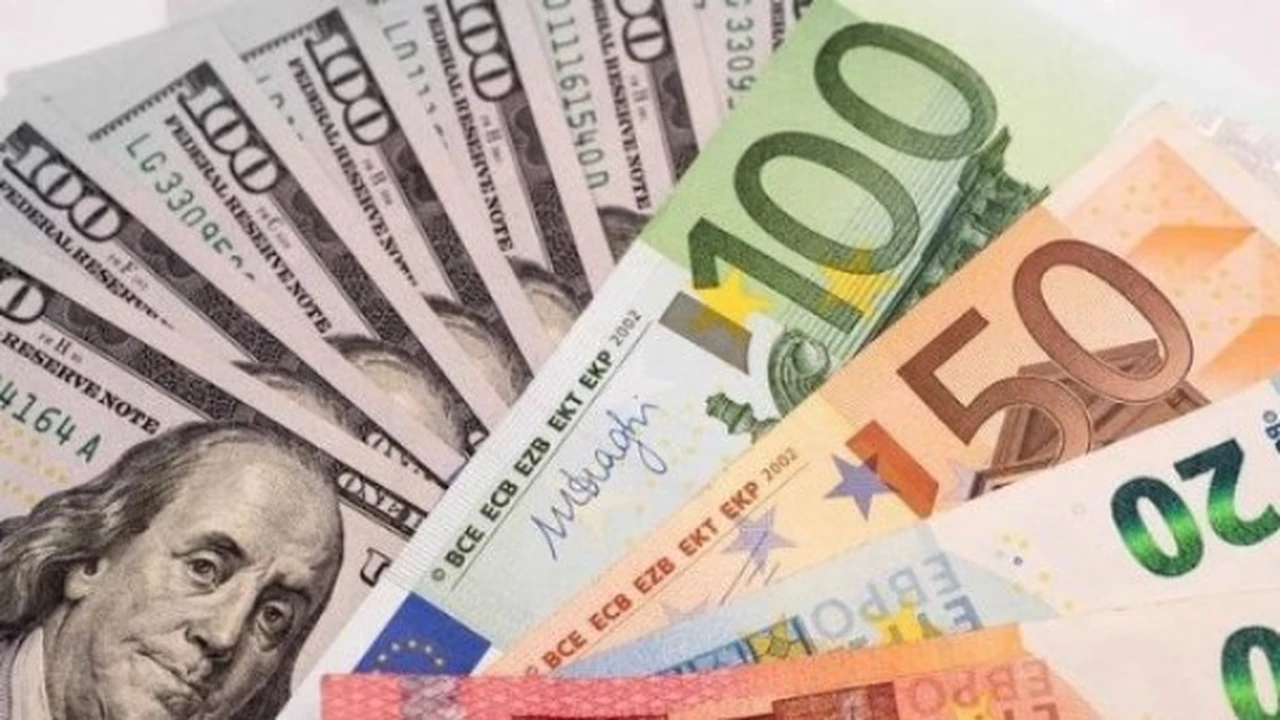 تحديثات الصرف.. تباين أسعار العملات الأجنبية مقابل الجنيه في تعاملات الجمعة بالبنوك المصرية